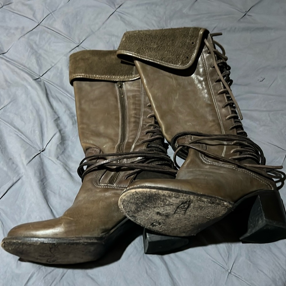 Freebird Coal boots